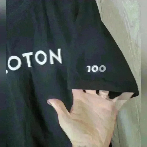 Peleton shirt size Medium - Picture 4 of 6